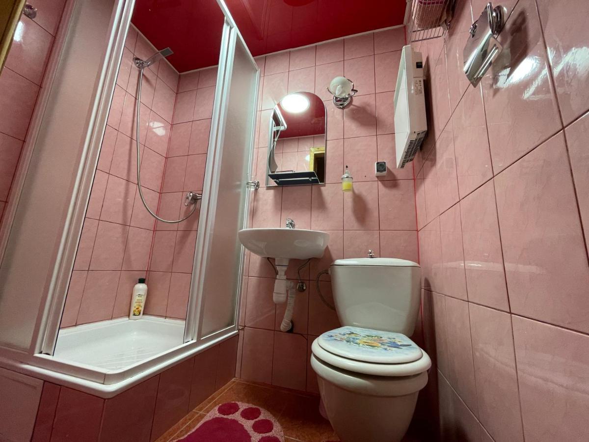 Grunok (Adults Only) Hotell Pilipets Eksteriør bilde
